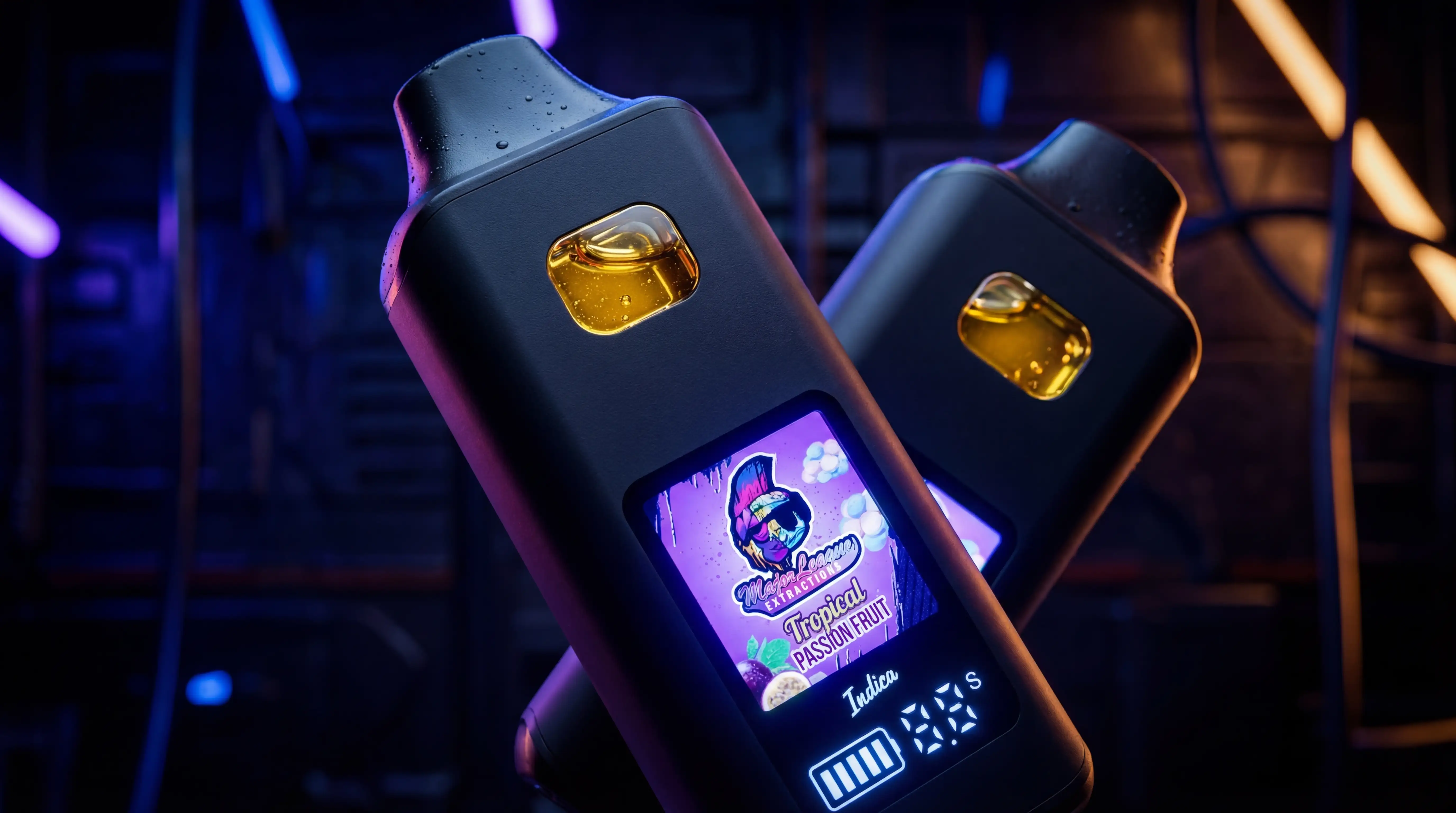 Major League Extractions vape thc jetable Tropical Passion Fruit indica device with visible gold distillate cartridge against purple neon background